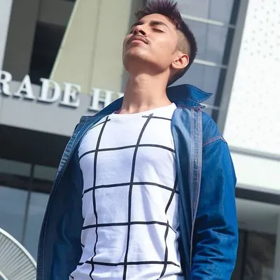 👑prïñçē👑 profile