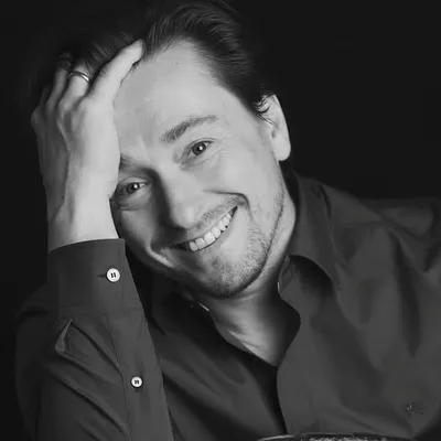 Сергей Безруков profile