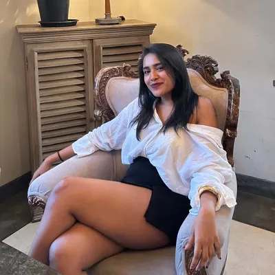 Sanjana. profile