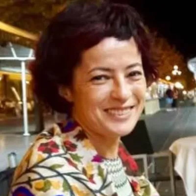 Saadet Özen profile