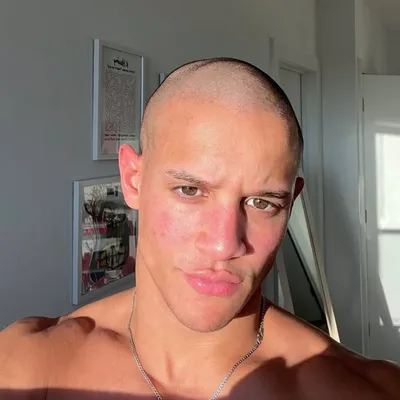 Saúl Rodriguez profile