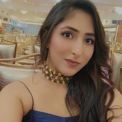Saavi Dhingra profile