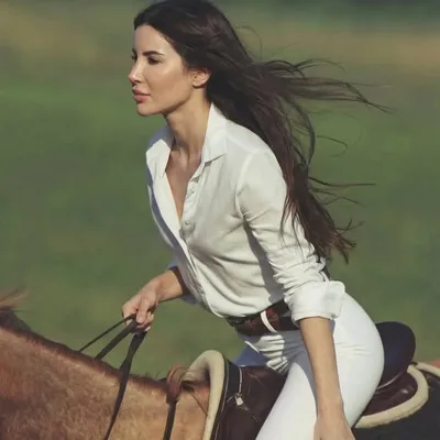 Sabina Mach | Dubai profile