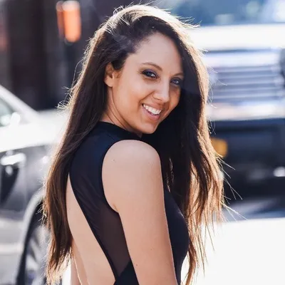 SABRINA LONIS OFFICIEL profile