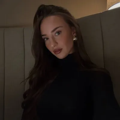 Sabrina Schuster profile