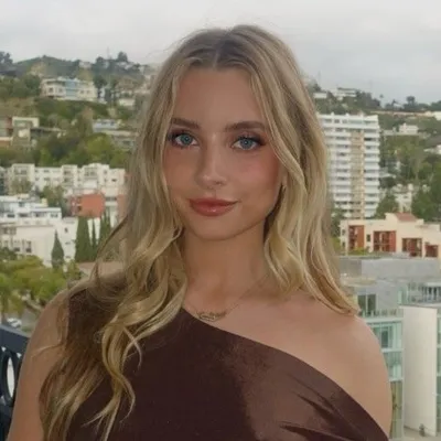 Sabrina Snyder profile