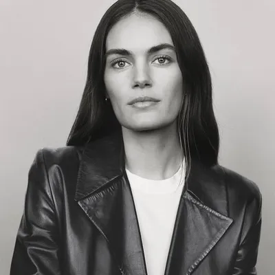 Sabrina Szinay profile
