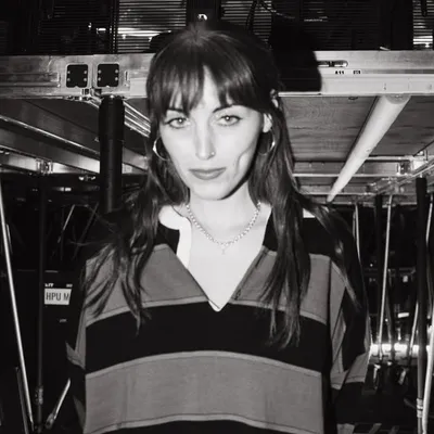 sasha alex sloan profile