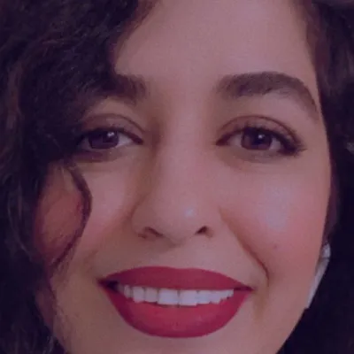 ساغر مشیری profile