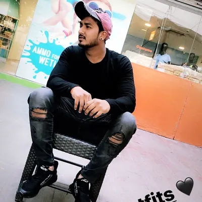 Sahil️️️️ Sanhotra🖤 profile