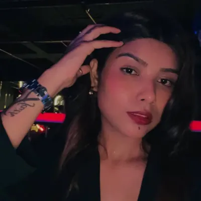 JUHI SAINI🌼🦋 profile