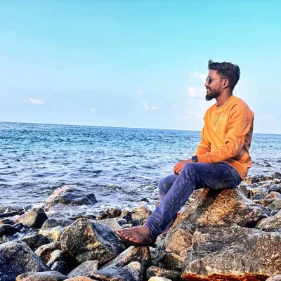 it's 23❤️24 profile