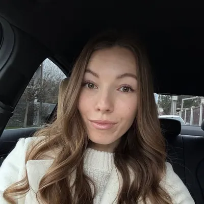 Saja | Alexandra Dubovská | UGC profile