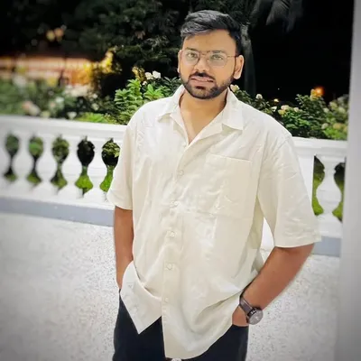 सजल प्रसाद | Sajal Prasad 🚏🏍️ 🇮🇳 profile