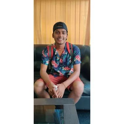Saket chauhan profile