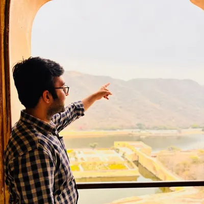 Saksham Chhabra profile