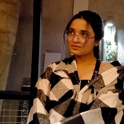 sakshi ๐๐ profile