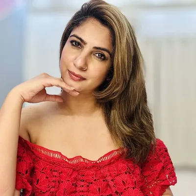 Sakshi Joshi profile