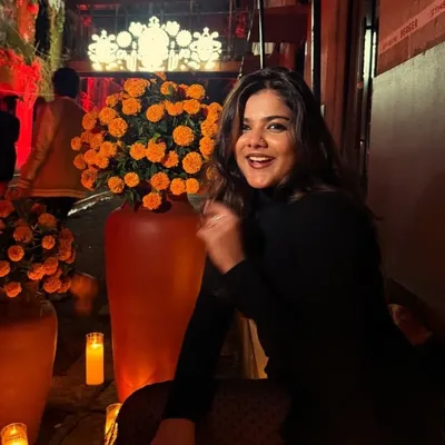 Sakshi profile