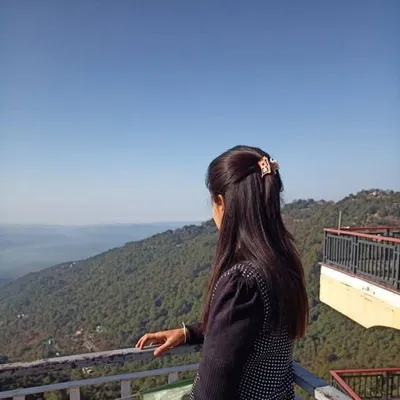 Thakur Sakshi profile