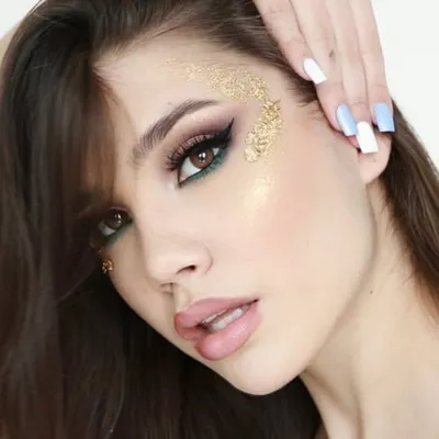Roberta Salatioan✨Makeup profile