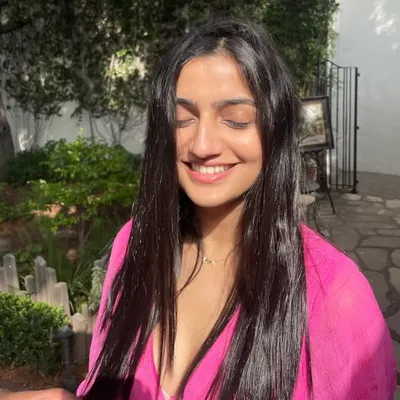 Saloni Malhotra profile