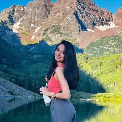 Saloni Vartak profile
