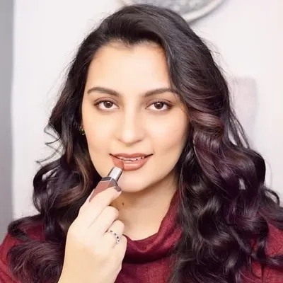 Salwa S. Khan profile