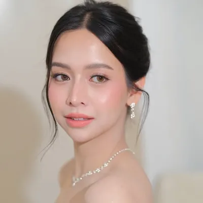Samantha Chua profile