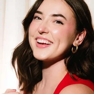 Samantha Fekete profile