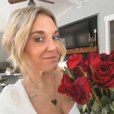 Samantha Curtis profile