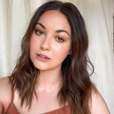 Samantha Bradshaw profile