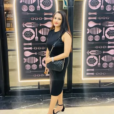 Deepali_samarth || Influencer profile