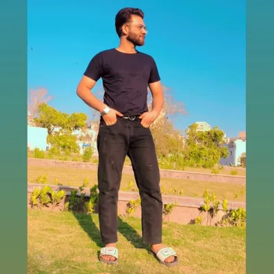 Sameer Badshah™ 💔 profile
