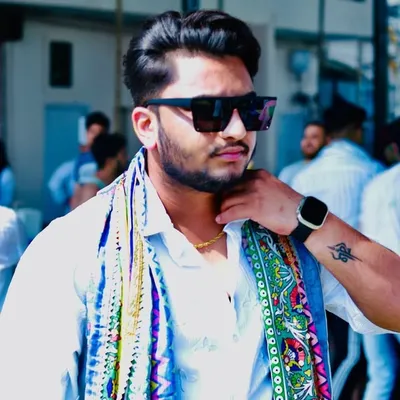 SAM MALHOTRA profile