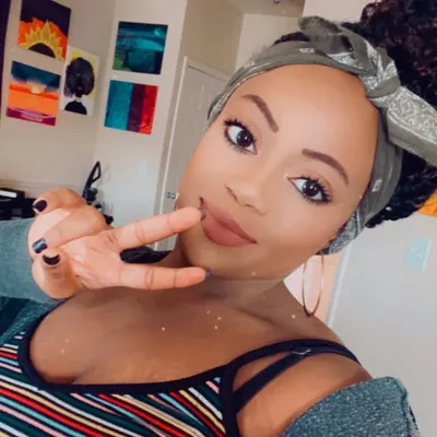 Samone 🦋 profile