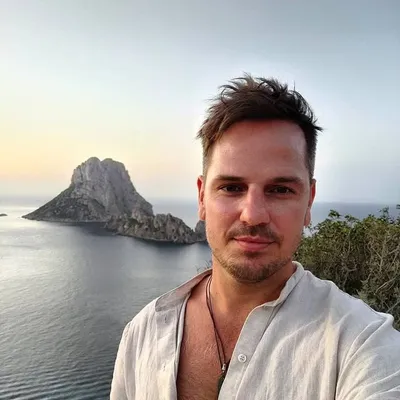 Sam Mathews profile