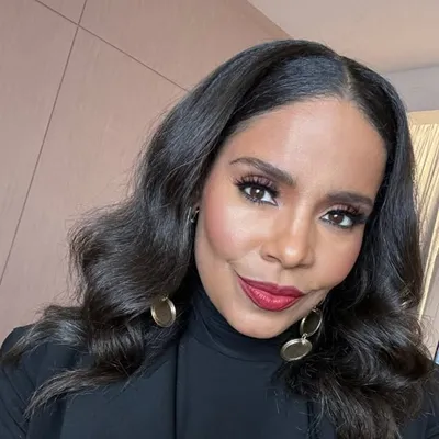 Sanaa Lathan profile
