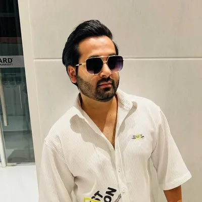 Sanam Singh profile