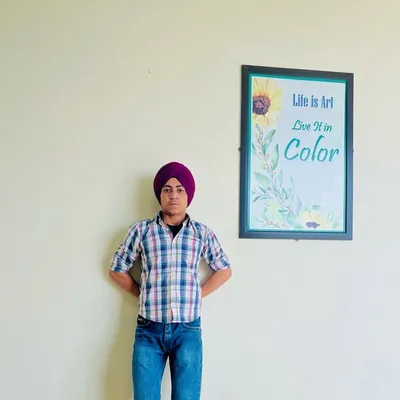 . ਸੀਪੂ👁️🗨️ profile