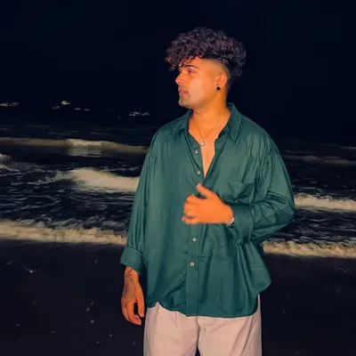 'ꜱᴍɪʟᴇ ʙᴏɪɪ..!! 🧿🍁 profile