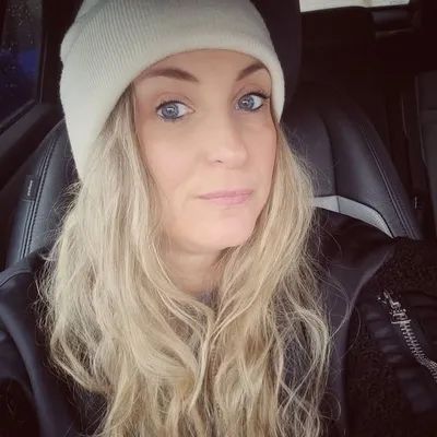 Sandra Burns profile