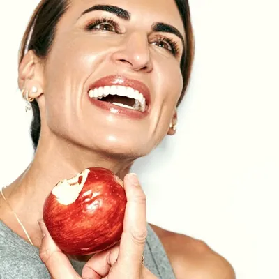 Dr Sandra G Martin MSC | Cosmetic Dentist profile