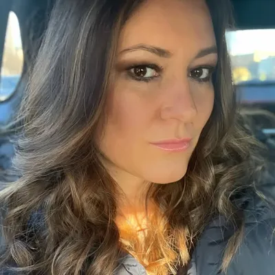 Sandra Thier profile