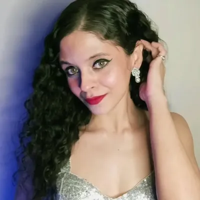 Sanika Vasudeo profile