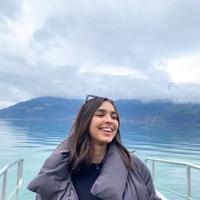 saniya farrukh profile