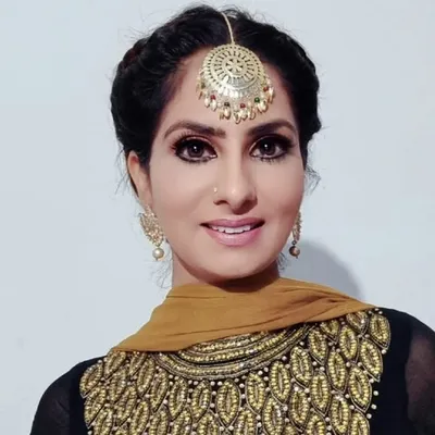 Sandeep Kaur (Saniya Pannu) profile