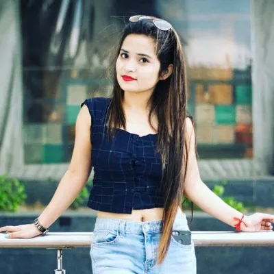 Sanjana kapoor profile