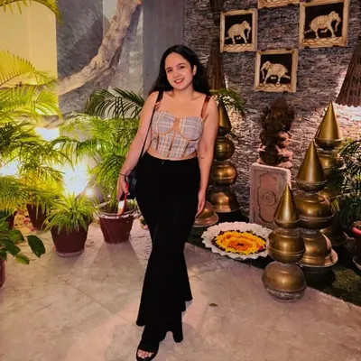 sanjana mahajan profile