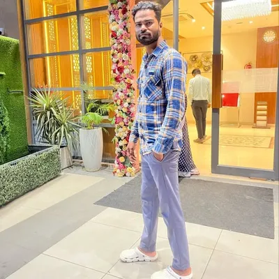 Your's Akash Makoriya profile